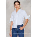 La última blusa del verano de la manga corta del algodón blanco del diseño con la fabricación del arco vende al por mayor la ropa de las mujeres de la moda (TA0036B)